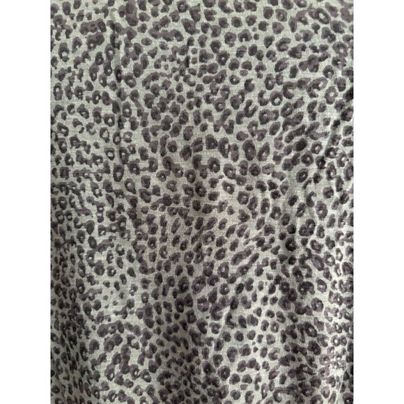 Lucky Brand Green Animal Print V-Neck Peplum Short Sleeved Top Size Medium - Picture 8 of 10